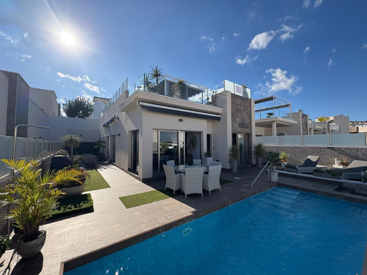 4 bedroom Villa à vendre à Villamartin