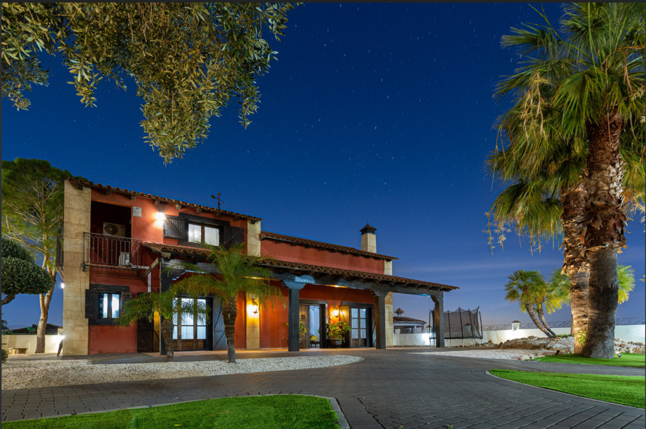 7 schlafzimmer Villa 
zum verkauf in Catral