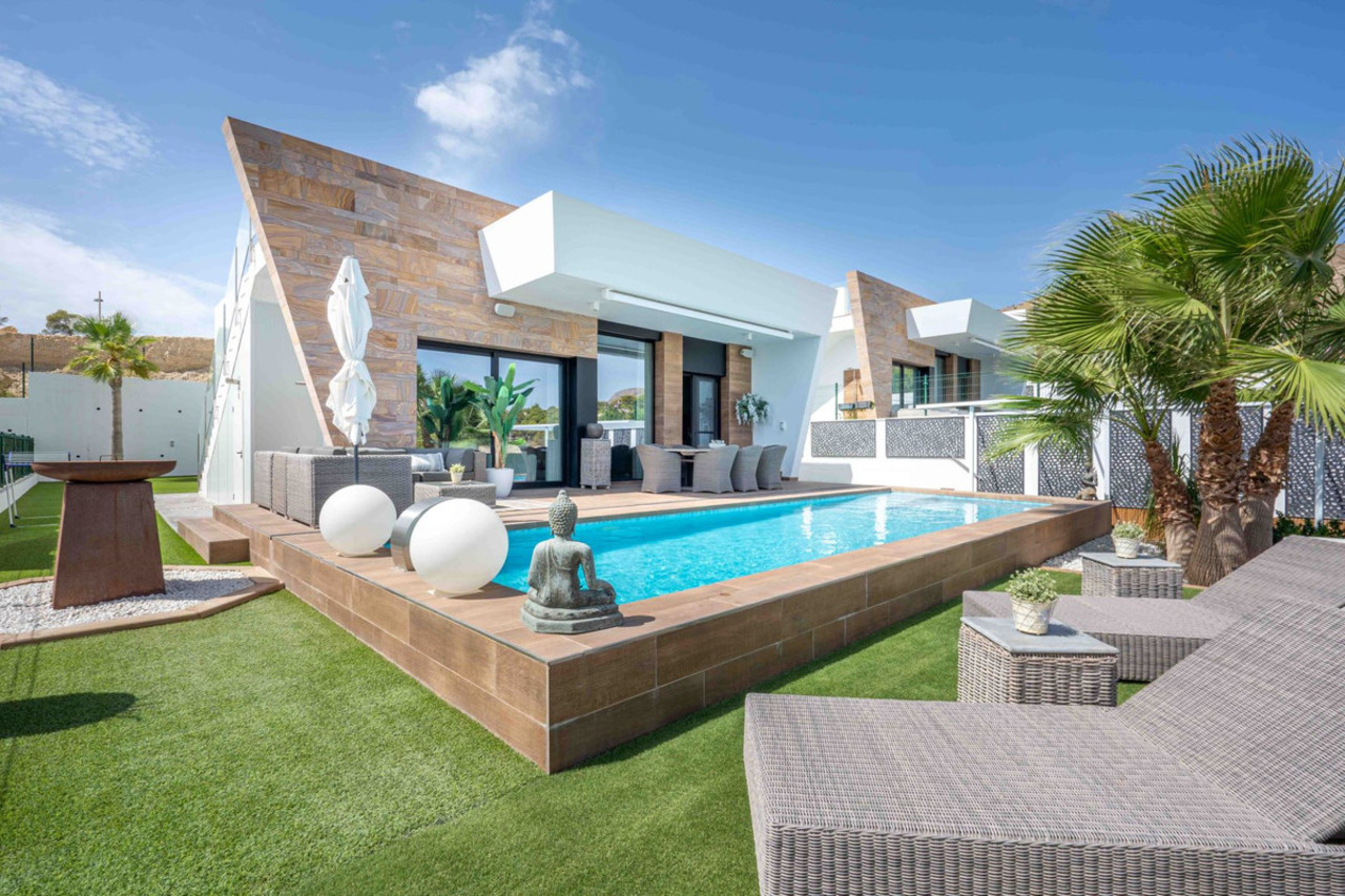 2 bedroom Villa for sale in Finestrat