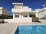 5 bedroom Villa for sale in La Zenia