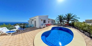 Casa de 5 dormitorios en venta en Javea