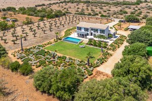 4 bedroom Finca for sale in Campos