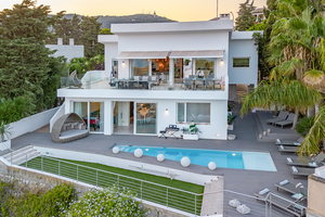 5 bedroom Villa for sale in Cala Mayor