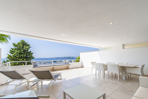 2 bedroom Apartment for sale in Puerto Portals