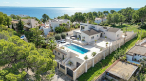 5 bedroom Villa for sale in Cala Vinyes