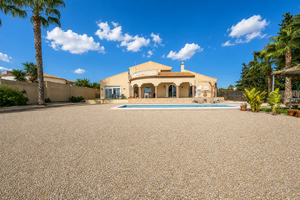 5 bedroom Villa for sale in Valle del Sol