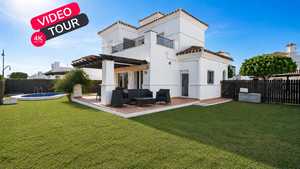 3 bedroom Villa for sale in La Torre Golf Resort