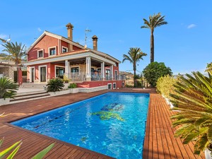 6 bedroom Villa à vendre à Algorfa