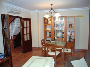 4 bedroom Townhouse for sale in San Fernando