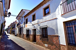 4 bedroom Townhouse for sale in Periana
