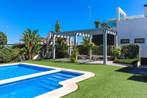 3 bedroom Duplex for sale in Cabo Roig