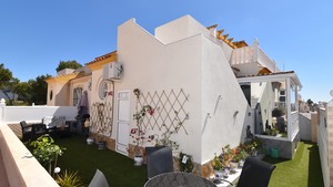 2 bedroom Bungalow for sale in Villamartin