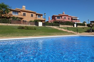3 bedroom Villa for sale in Hacienda del Alamo Golf Resort