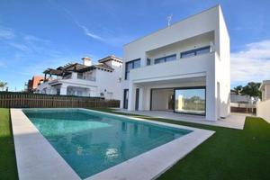 4 bedroom Villa for sale in Mar Menor Golf Resort