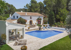 4 bedroom Finca for sale in Javea
