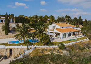 Benissa Renovated Finca with Sea Views for Sale