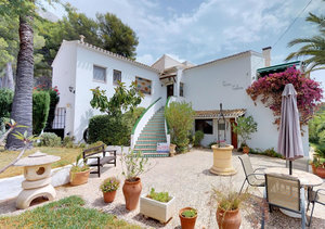 Montgo villa for Sale in Javea