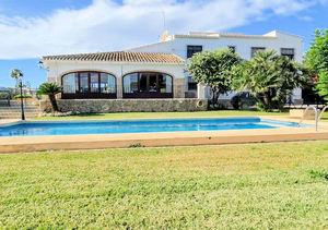 5 bedroom Villa for sale in Javea