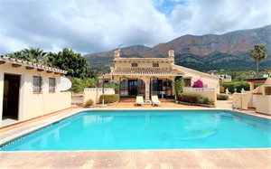 3 bedroom Villa for sale in Javea