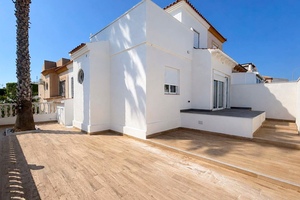 3 slaapkamers Geschakelde woning te koop in Orihuela Costa