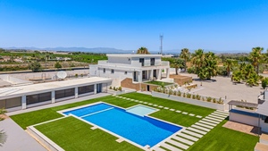 8 slaapkamers Finca te koop in Los Montesinos