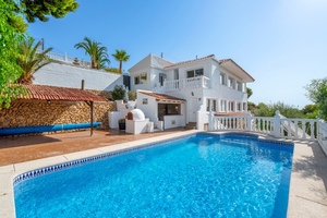 5 bedroom Villa for sale in La Nucia