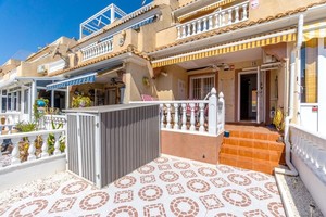 3 bedroom Townhouse for sale in Torrevieja