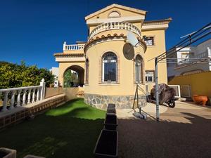 4 bedroom Villa for sale in Orihuela Costa