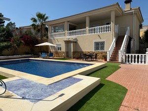 3 bedroom Villa for sale in Algorfa