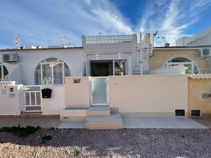 2 bedroom Bungalow for sale in Torrevieja