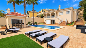6 bedroom Villa for sale in Algorfa