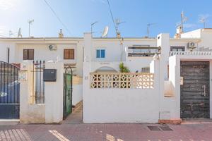 2 bedroom Townhouse for sale in Torrevieja