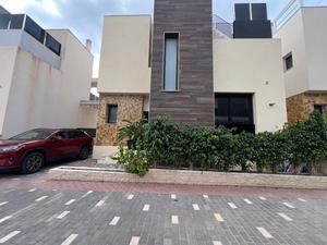 3 bedroom Villa for sale in Orihuela Costa