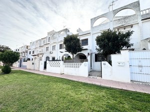 2 slaapkamers Geschakelde woning te koop in Torrevieja
