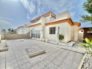 3 slaapkamers Geschakelde woning te koop in Orihuela Costa