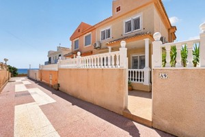3 slaapkamers Geschakelde woning te koop in Torrevieja