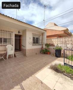 3 bedroom Townhouse for sale in Lo Pagan