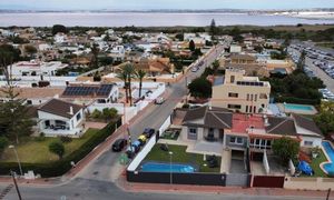 3 bedroom Villa for sale in Torrevieja