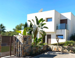 3 bedroom Villa for sale in Dehesa De Campoamor