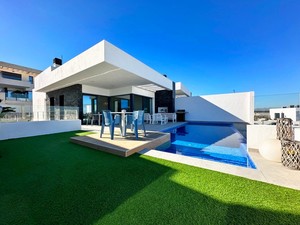 3 bedroom Villa for sale in Rojales