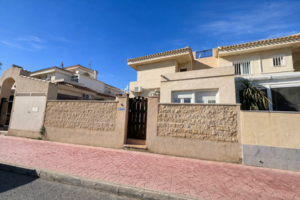 3 bedroom Townhouse for sale in Orihuela Costa