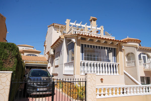 3 bedroom Villa for sale in Orihuela Costa