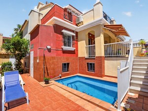 4 bedroom Townhouse for sale in Torrevieja