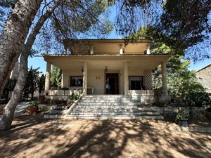 8 slaapkamers Villa te koop in Torrevieja