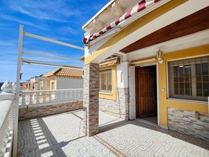 3 bedroom Villa for sale in Torrevieja