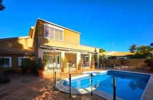 5 bedroom Townhouse for sale in Orihuela Costa