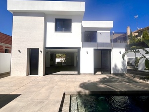 4 slaapkamers Villa te koop in Los Balcones