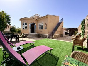 3 bedroom Villa for sale in Benijofar