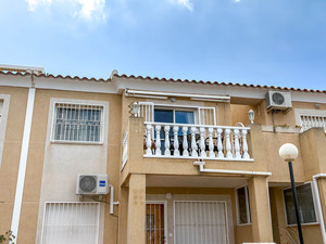 2 bedroom Apartment for sale in Los Balcones