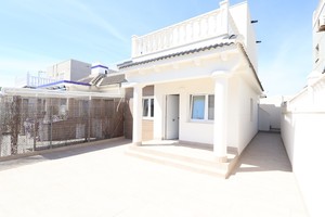 3 bedroom Villa for sale in El Chaparral